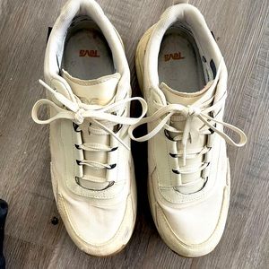 Teva hiking sneakers